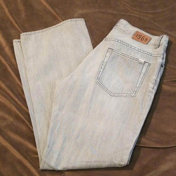 GAP Other - 1969 Low Rise Bootcut Jeans 33x32